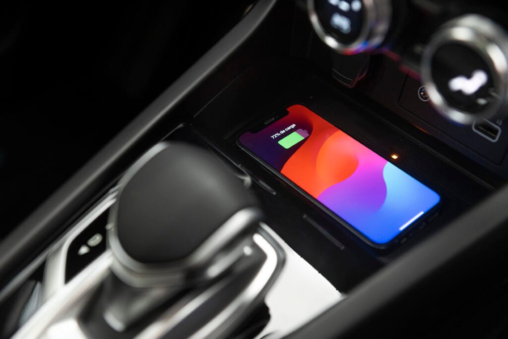 Arkana-interior-ARKANA-E-TECH-HYBRID-9