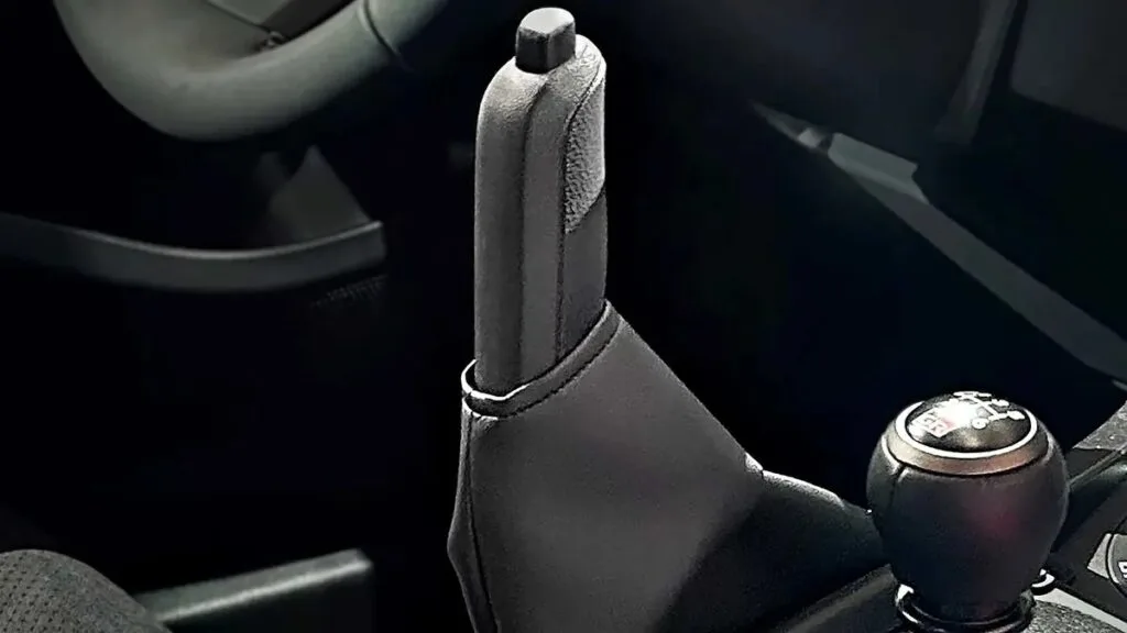 El Toyota Yaris GR se renueva: nuevo motor 1.6 y freno de mano tipo rally 5 toyota yaris gr 2026