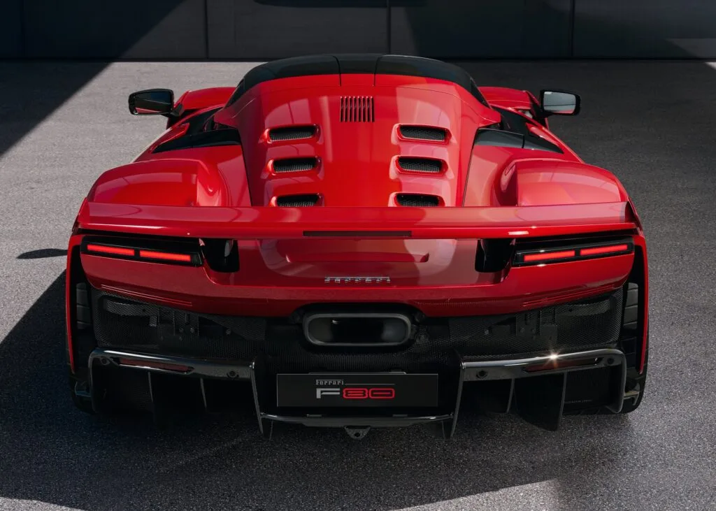 Ferrari F80: conocé al sucesor de LaFerrari y de los mejores supercars de la marca italiana 4 Ferrari-F80