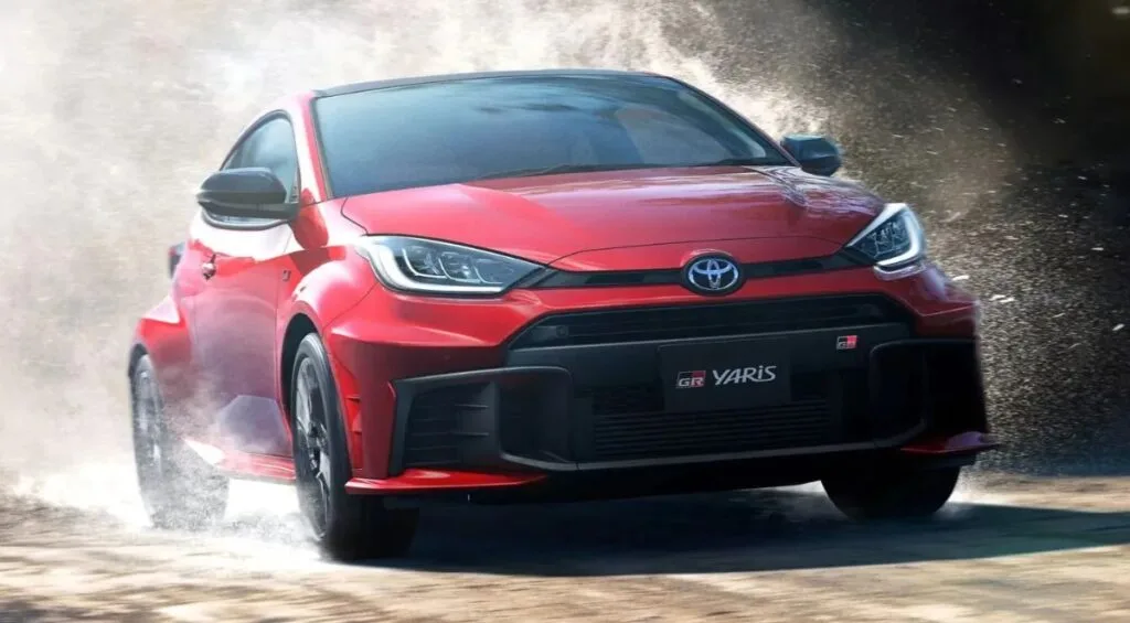 El Toyota Yaris GR se renueva: nuevo motor 1.6 y freno de mano tipo rally toyota yaris gr 2026