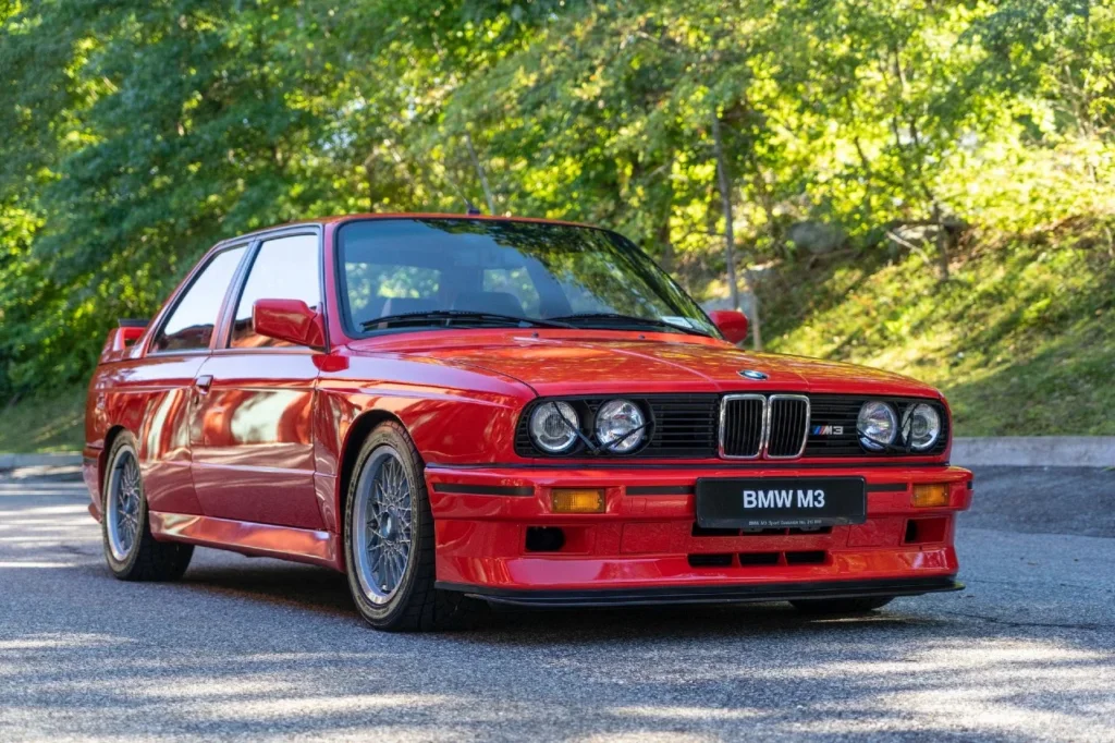 BMW M3 E30: 40 años después, sigue teniendo razón BMW-M3-E30