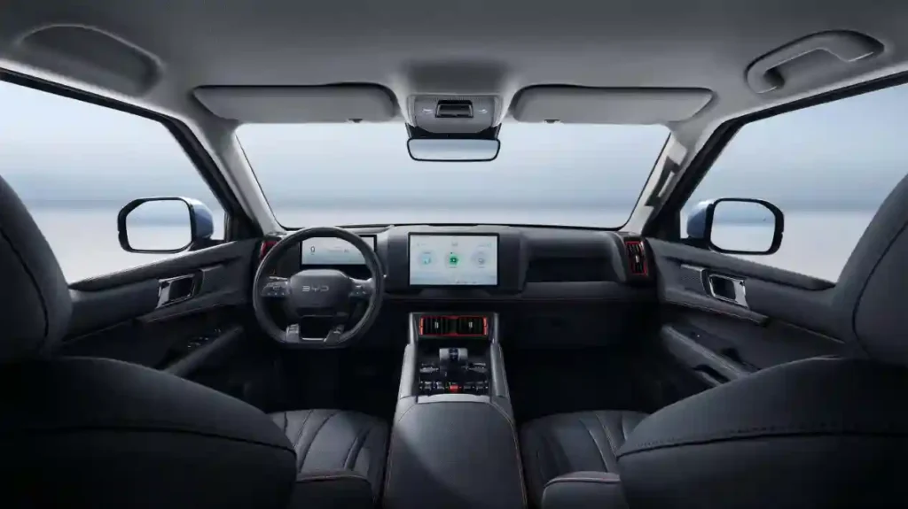 BYD Shark: la pickup híbrida será uno de los próximos lanzamientos de BYD en Argentina este 2026 3 byd shark argentina interior 2026