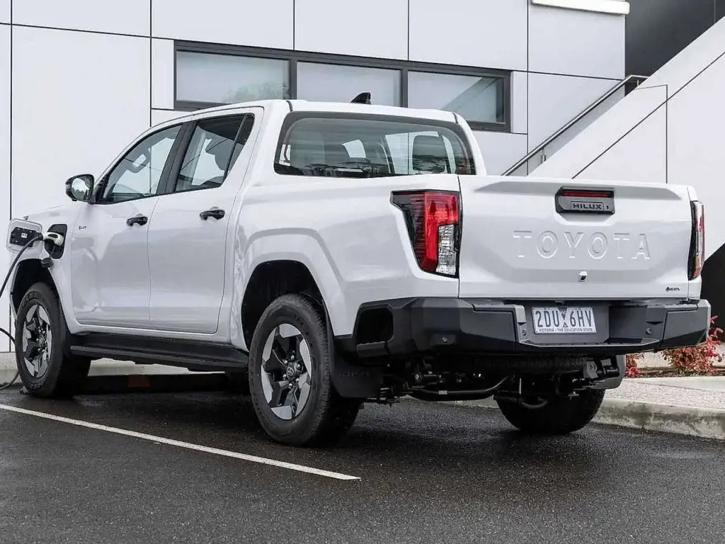 Toyota Hilux eléctrica Australia 2026