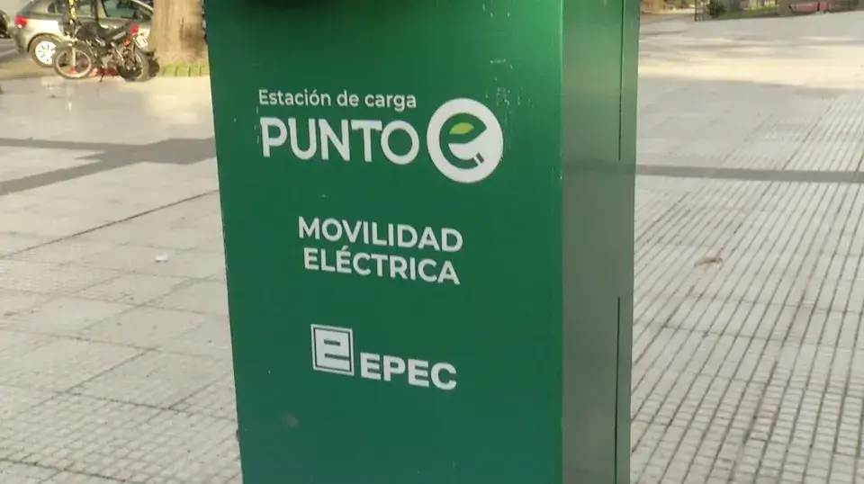 cargador publico para auto electrico de epec en alta cordoba
